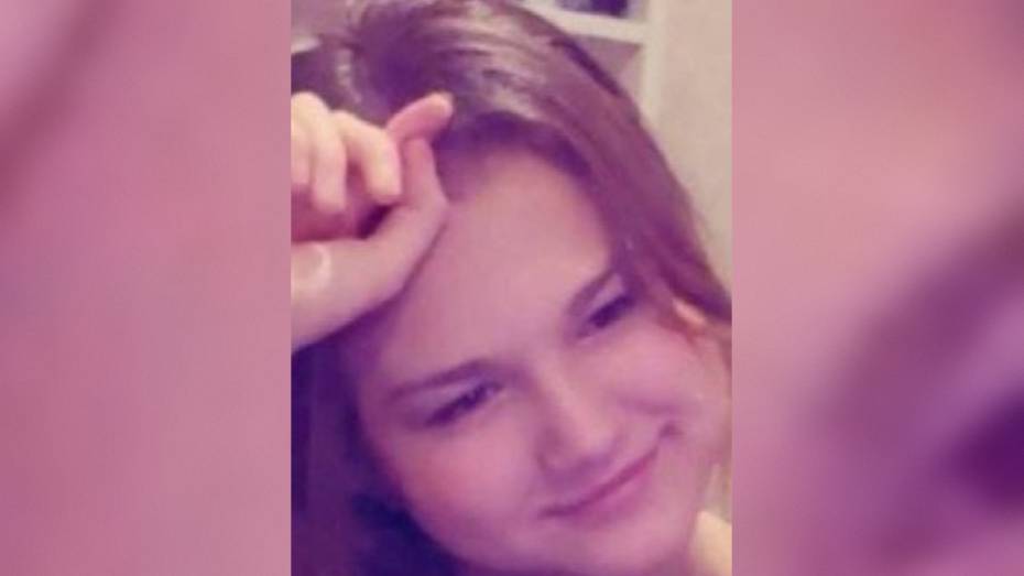 В Воронеже пропала 12-летняя девочка