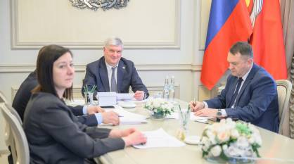 Губернатор Воронежской области провел по видеосвязи прием жителей Грибановского района