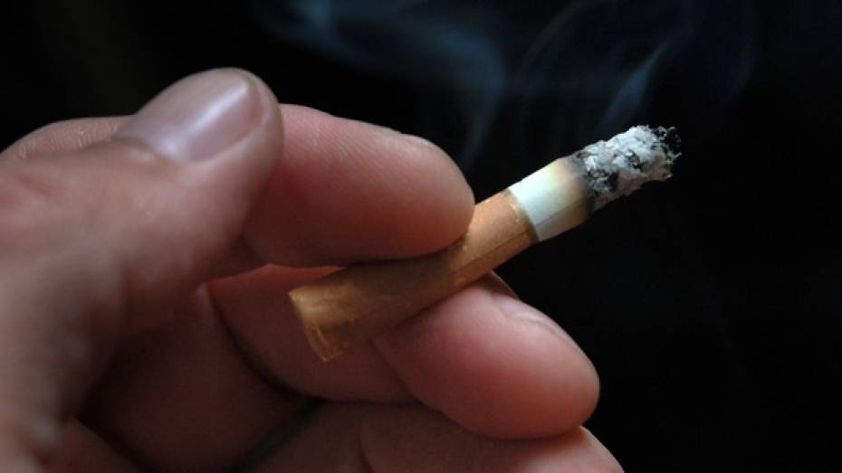 В Калачеевском районе 77-летний мужчина едва не погиб из-за непотушенной сигареты