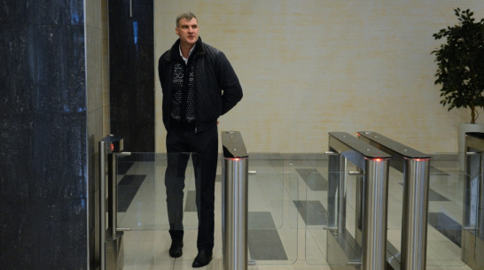 «Рейдерство и беспредел». В Воронеже инвестора лишили квартиры и доступа в бизнес-центр