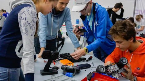 Юные воронежцы отличились в гонке водородных машин на всероссийском конкурсе