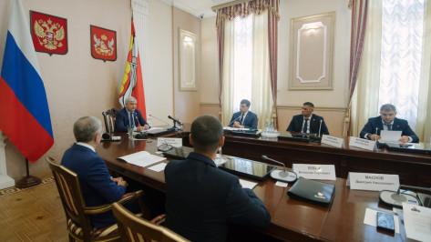 «Герои земли Воронежской» начали стажировку: губернатор Александр Гусев будет наставником молодого ученого