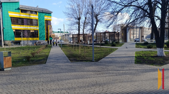 В Россоши на месте пустыря сделали сквер «Манеж»