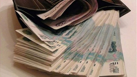 У жительницы Лискинского района украли 190 тысяч рублей и 800 евро