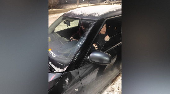 Воронежские волонтеры спасли пожилую женщину с потерей памяти, которая оказалась ночью на улице в мороз