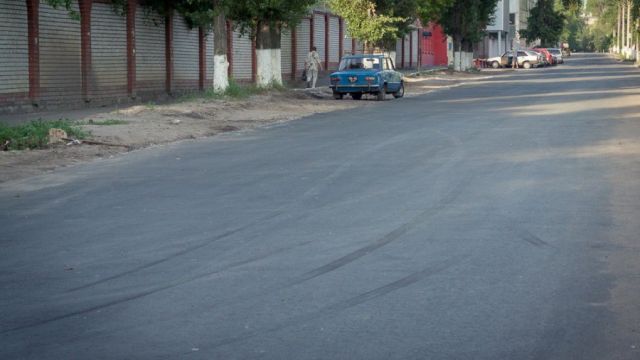 Воронежцы сообщают, что благодаря новому асфальту на улице Конструкторов разгрузилась улица Пешестрелецкая