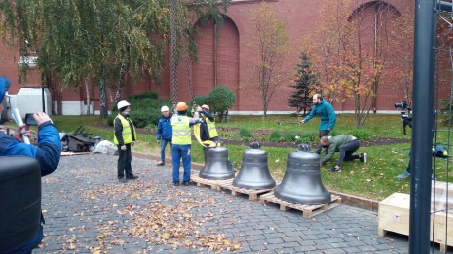 Кремлевские куранты украсят воронежскими колоколами без языков