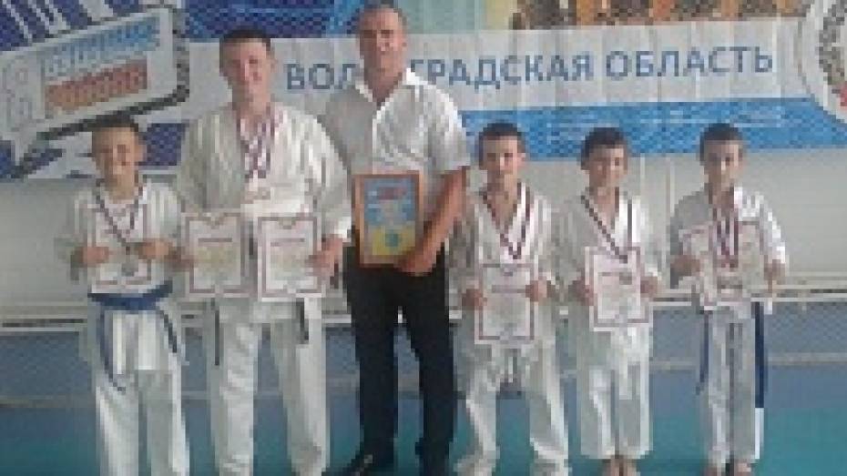 Хохольские спортсмены заняли призовые места на всероссийском турнире по каратэ