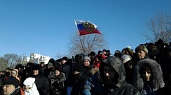 На реконструкции битвы за Воронеж местный болельщик тренировался поддерживать российскую сборную на Олимпиаде