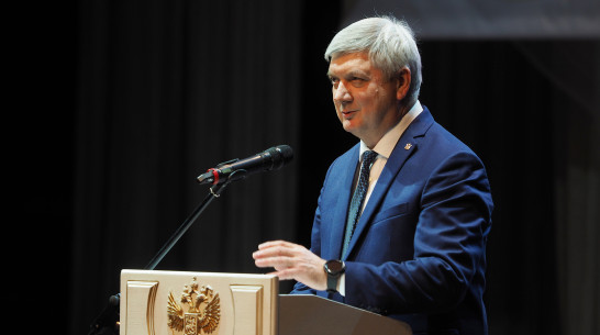 Губернатор Александр Гусев поздравил воронежских предпринимателей