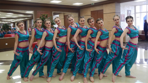 Поворинские танцоры стали призерами молодежного фестиваля-конкурса «Сиреневый май» 