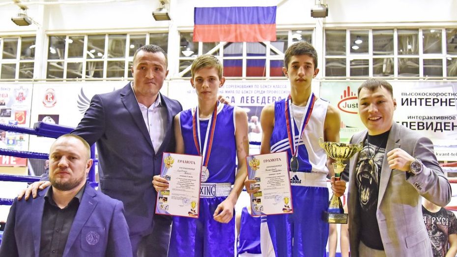 Бутурлиновские боксеры завоевали 2 «серебра» на всероссийских соревнованиях