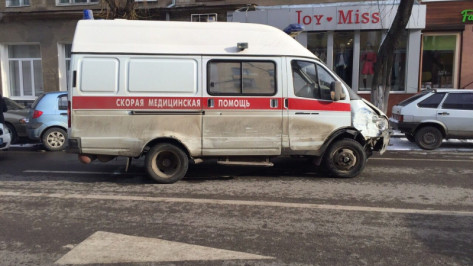 Очевидец о разбившей 6 автомобилей в Воронеже «скорой»: «Машина неслась на меня»