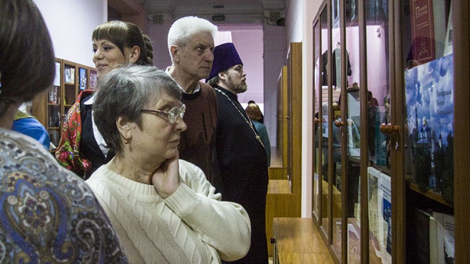Воронежцам покажут редкие книги и письма святых старцев