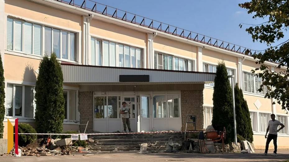 В Подгоренской райбольнице отремонтируют входную группу