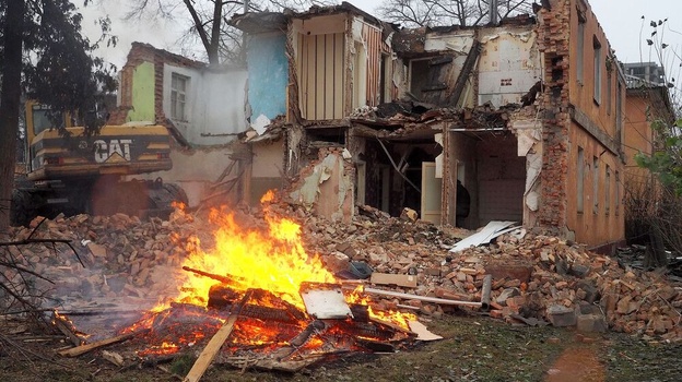 Из-за пожара в Воронеже эвакуировали жильцов 5-этажки 