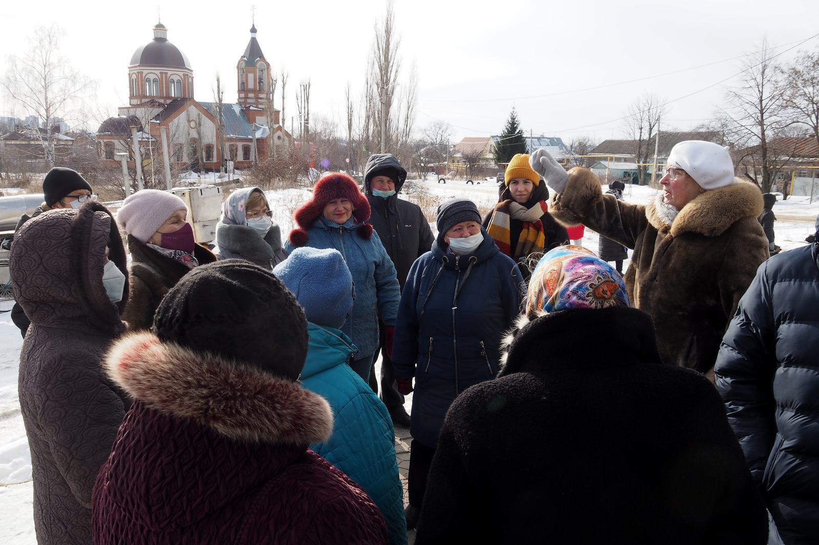 Вышка преткновения: жители микрорайона в Воронеже взбунтовались против  антенны связи