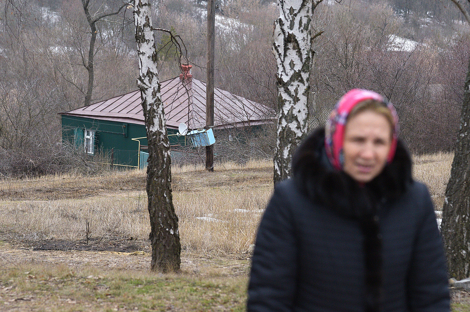 Так легче». Жительница Белгорода вернулась в воронежское село ради могилы  брата-афганца