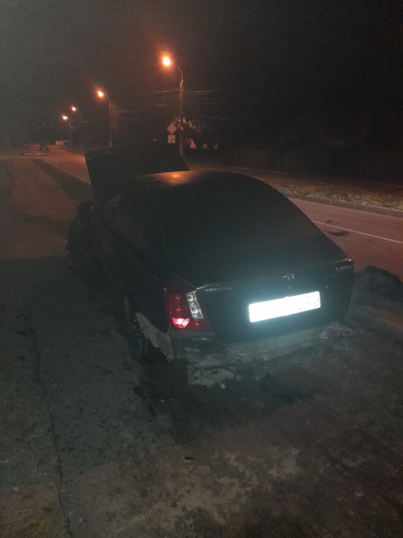 Пассажир погиб в ночном ДТП в Воронеже