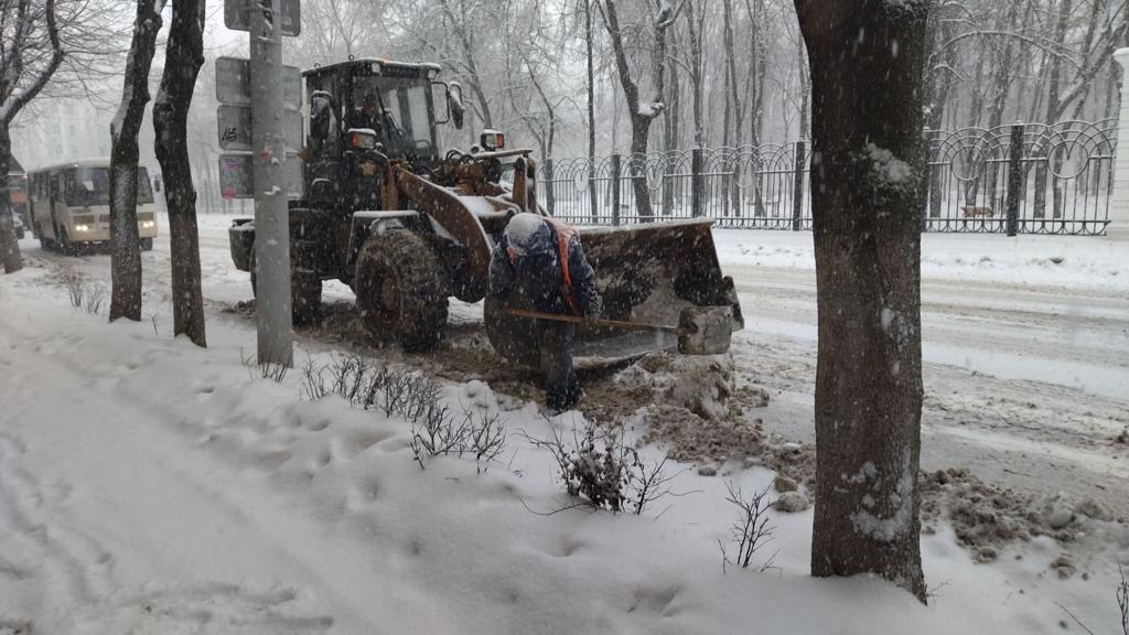 Уборка снега в Воронеже 1 января
