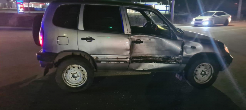 Chevrolet Niva сбил насмерть мотоциклиста в Борисоглебске