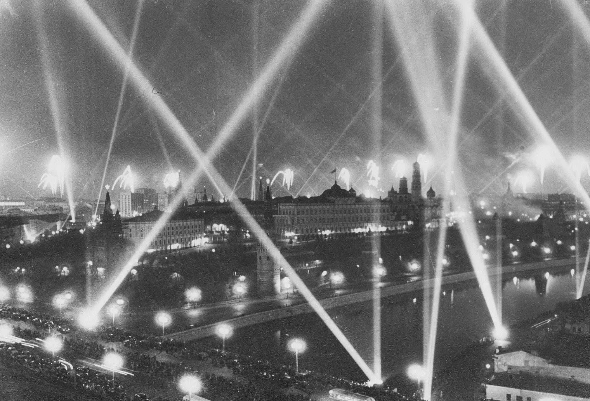 Салют Победы в Москве 1945