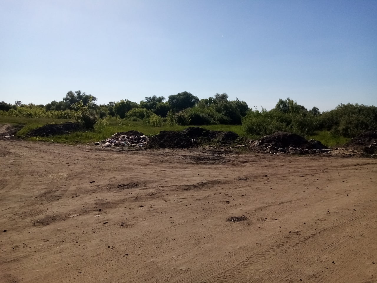 Возле озера Круглое в Воронежской области обнаружили незаконную свалку