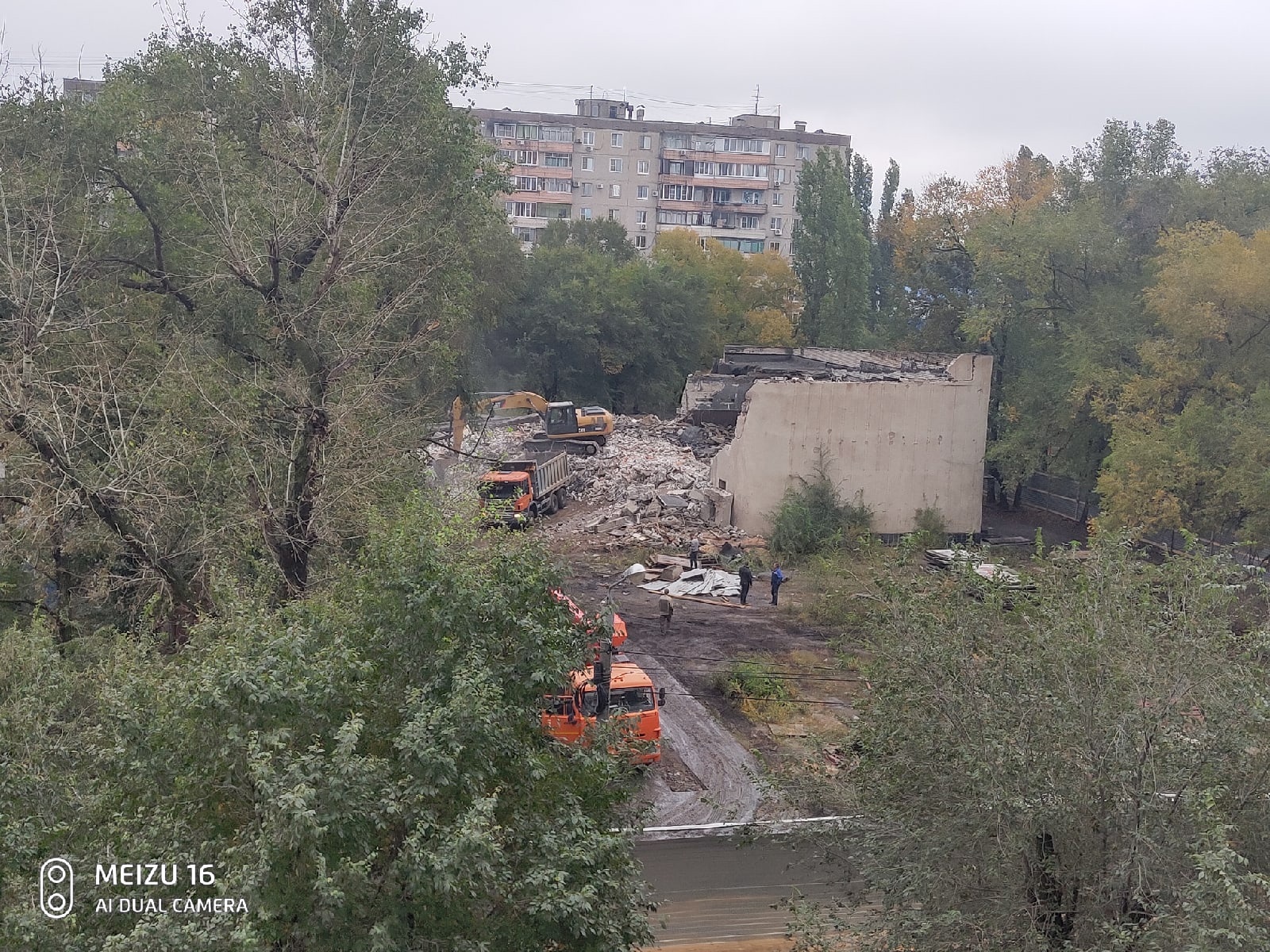 В Воронеже сносят старый кинотеатр «Старт»