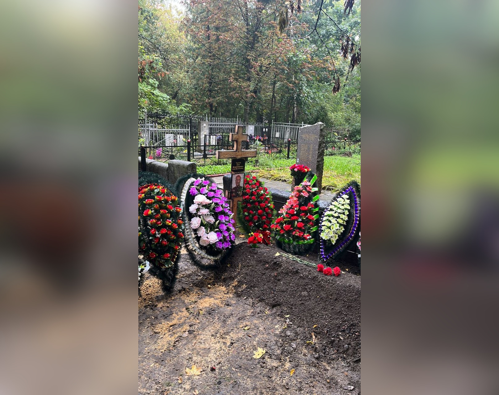 В Воронеже загорелась могила летчика Олега Червова, погибшего в ходе спецоперации