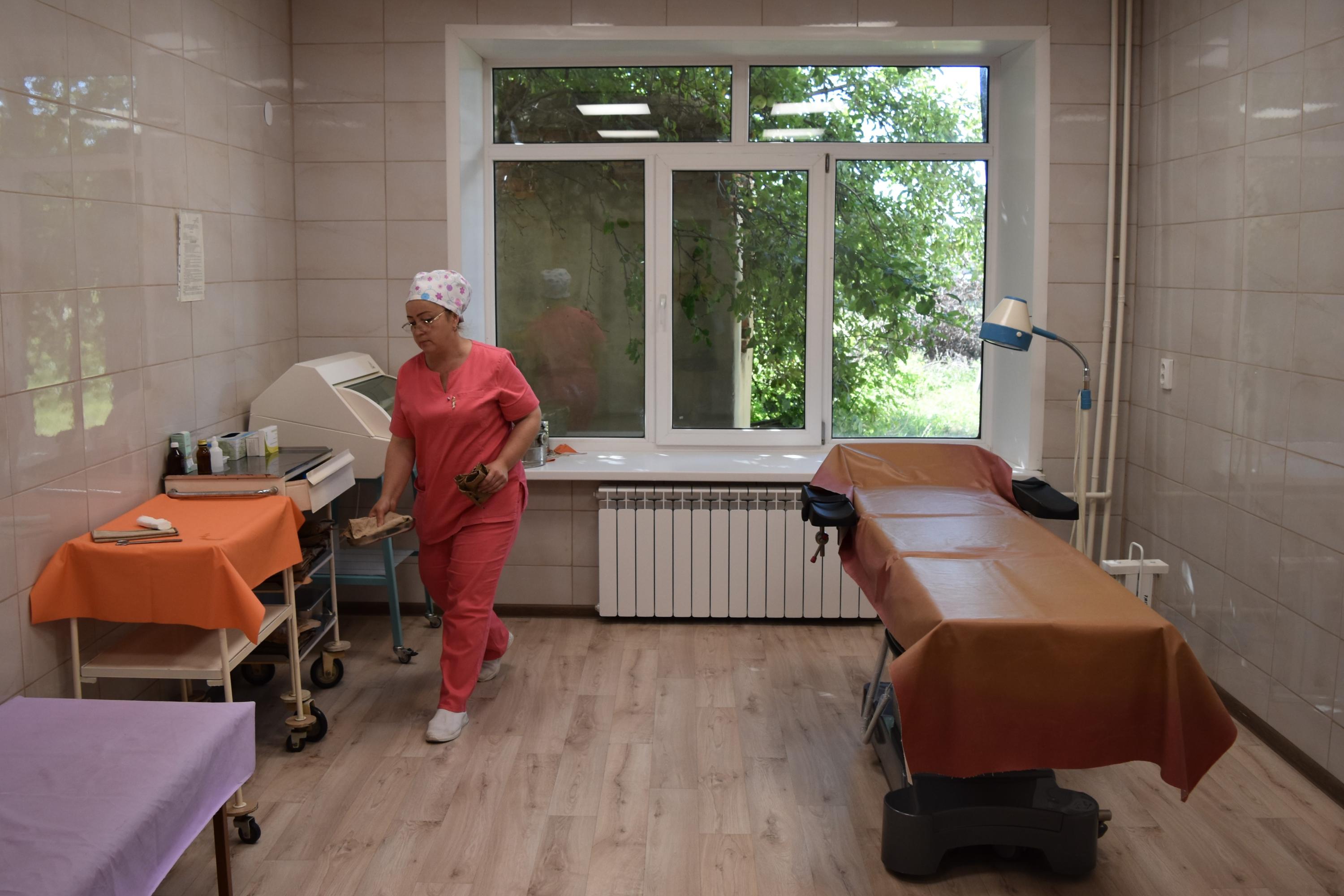 Хирургический кабинет поликлиники в Нижнедевицке после ремонта