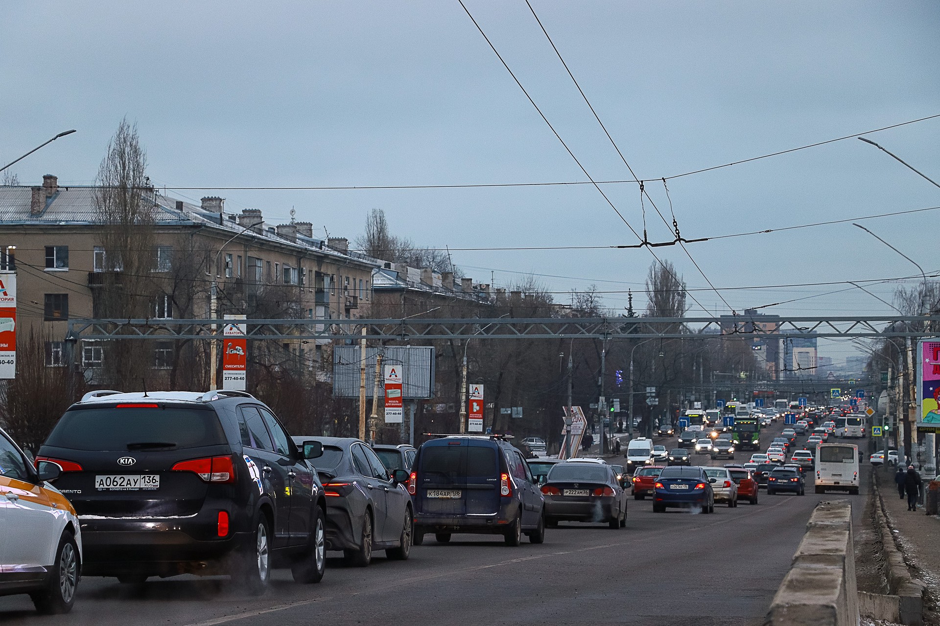 Обстановка воронежа на сегодня в связи. Город Воронеж. Пробка на дороге. Пробки на Московском проспекте Воронеж. Воронеж сейчас.