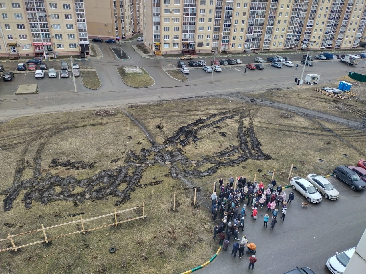 Мэрия Воронежа указала на законность строительства многоэтажки на Курчатова