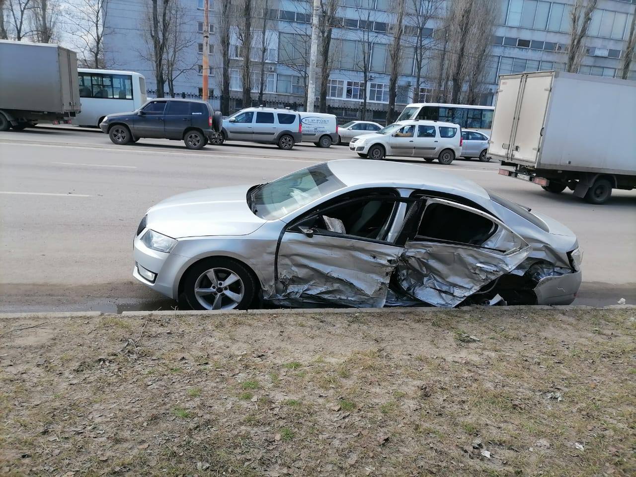 Одной из пострадавших в массовом ДТП в Воронеже стала 5-летняя девочка