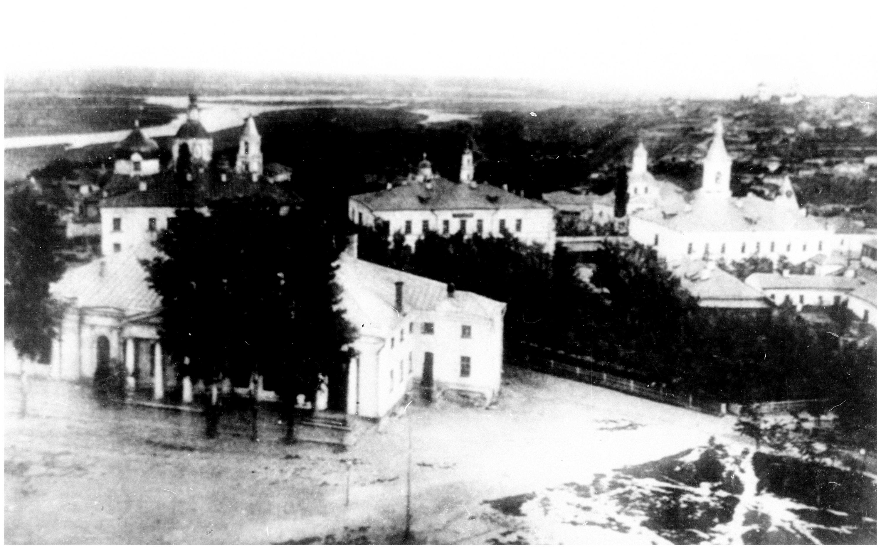 Фото – arsvo.ru. Дома в Митрофановском монастыре. До 1917 г.