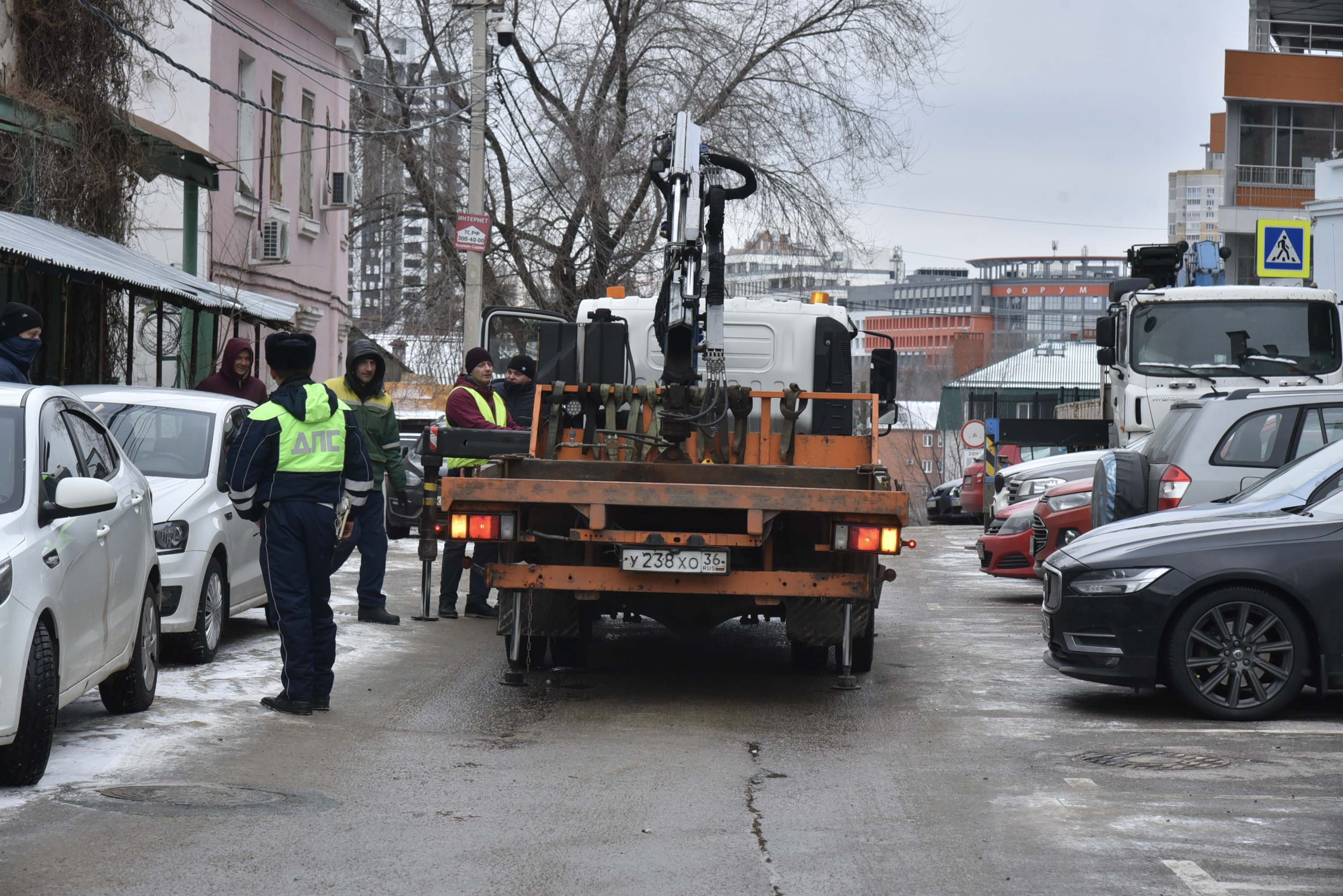 В Воронеже вырастет плата за эвакуацию на штрафстоянку