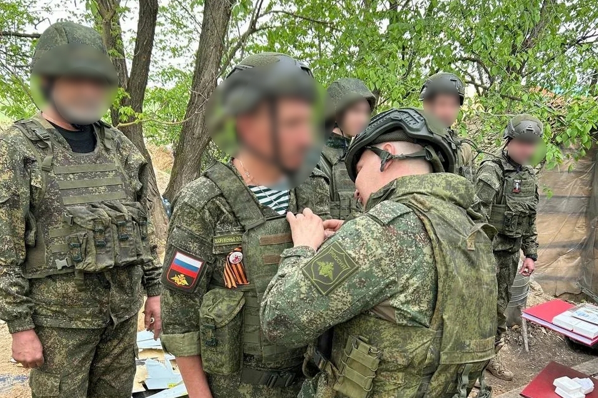 Алексея наградили медалью 