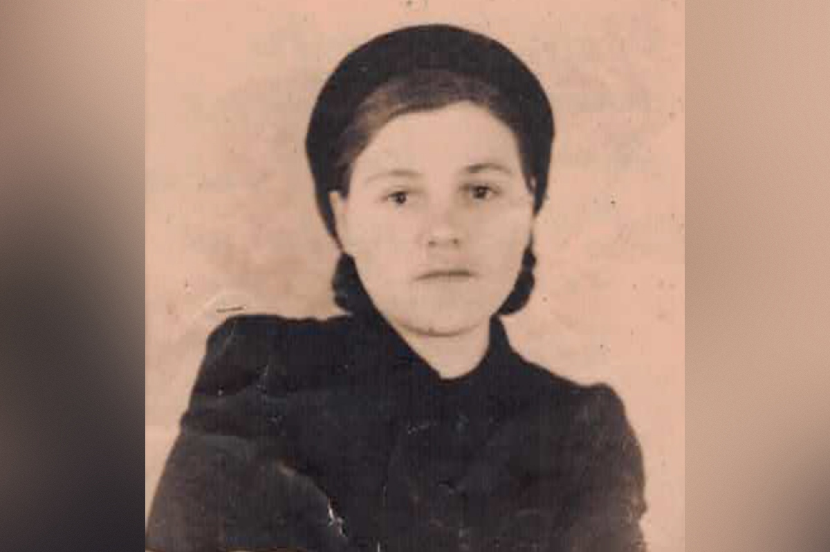 Мария Мироновна в молодости Мария Мироновна в молодости