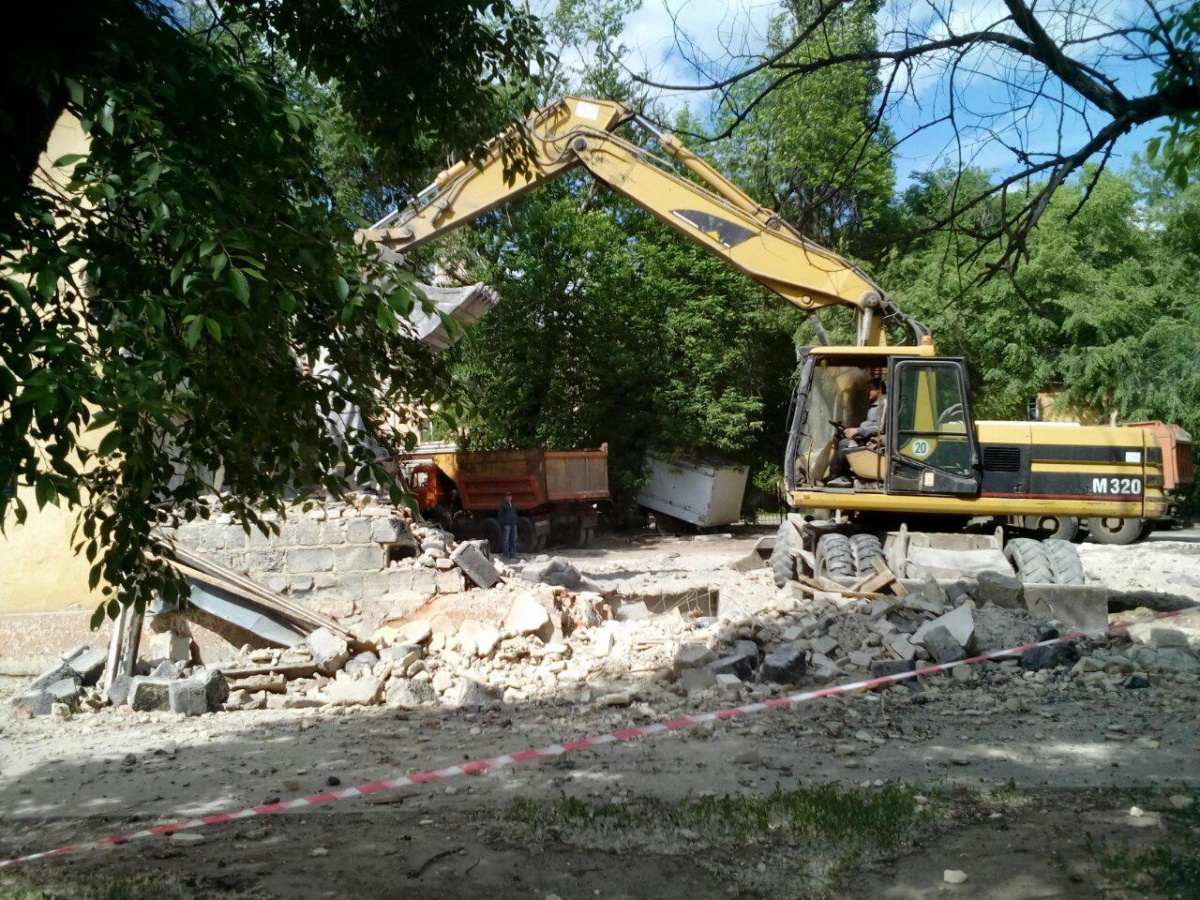 В Воронеже начался снос аварийного жилья на улице Волгодонская