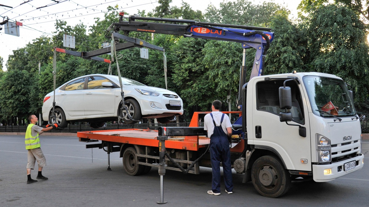 Эвакуация автомобиля на штрафстоянку