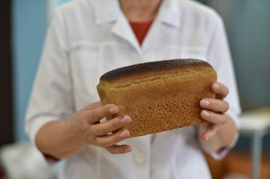 Хлеб при похудении: можно ли есть и чем заменить