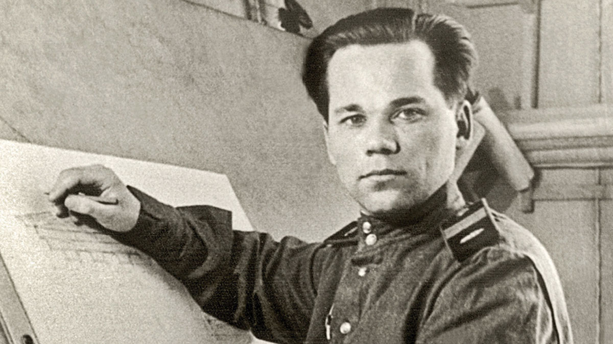 Михаил Калашников в годы войны