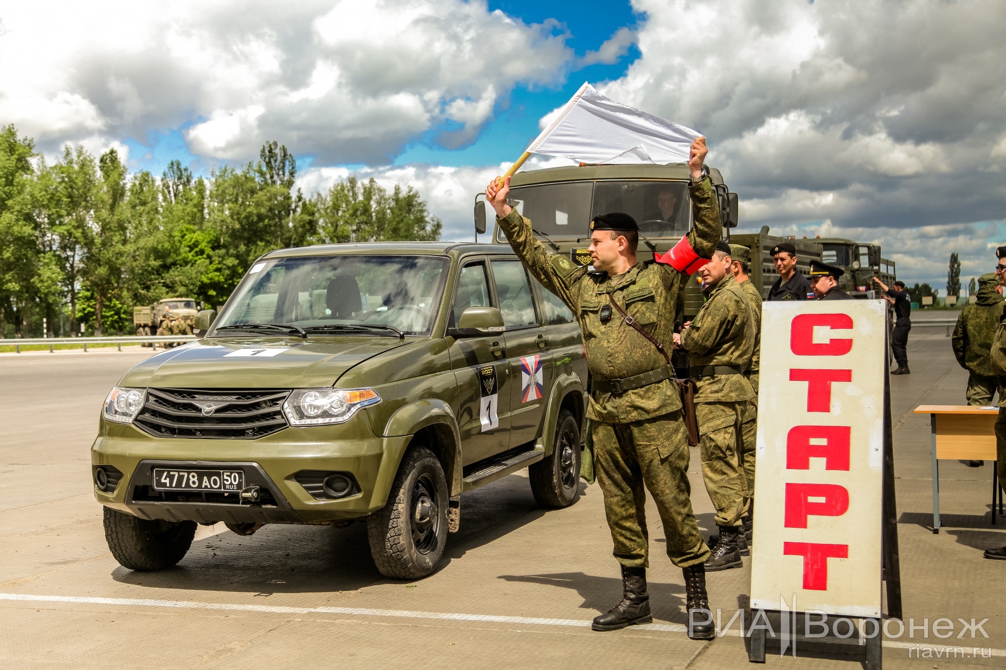 Водитель военной машины