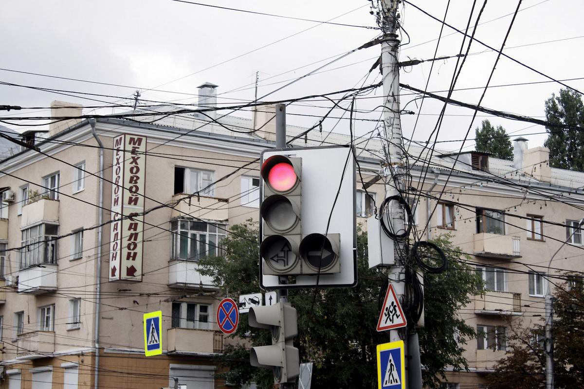 Пересечение 10. Светофор Воронеж. Умные светофоры Воронеж. Японские светофоры в Воронеже. Умный светофор проект.