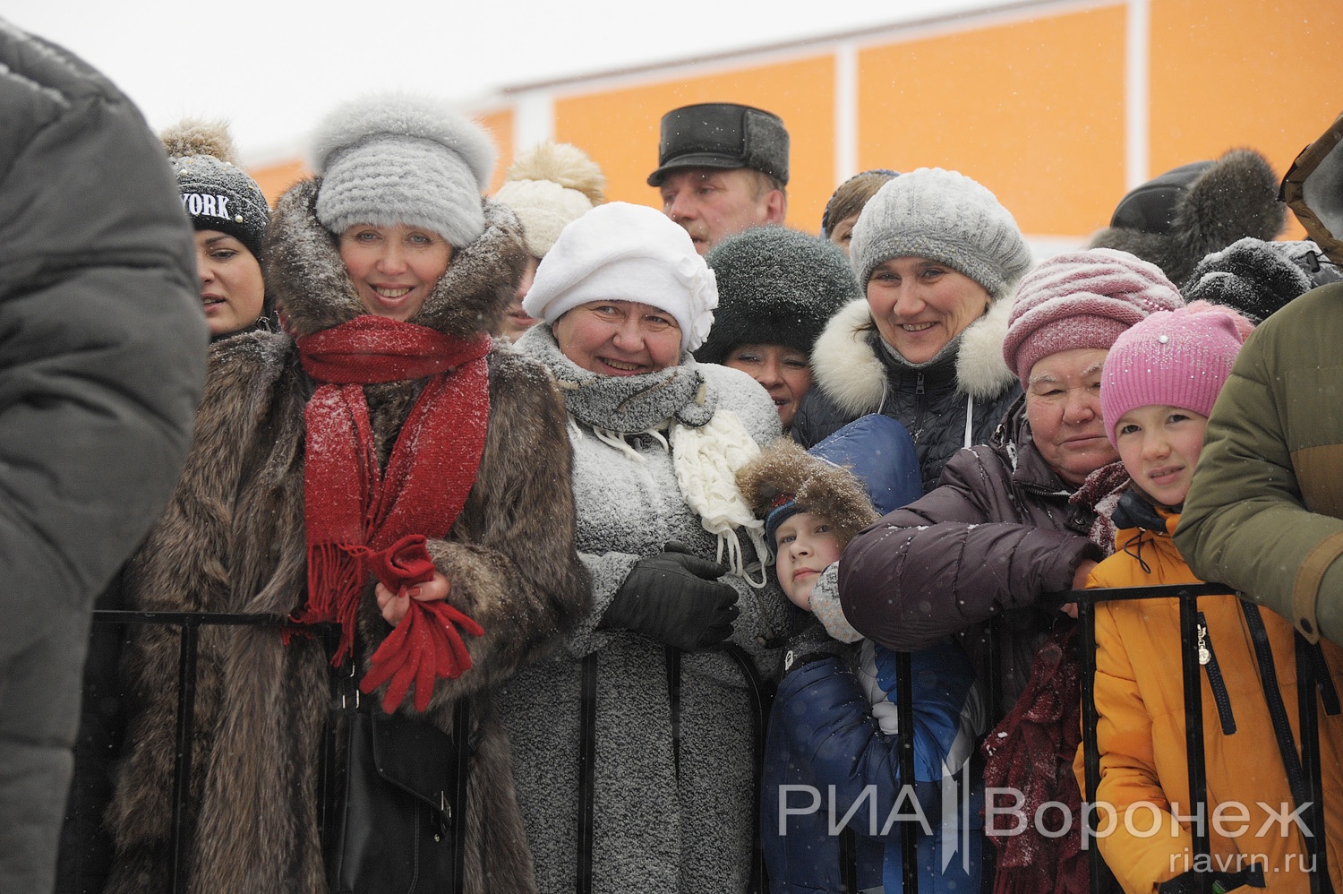 Погода панино воронежская область на 10. Население Панино Воронежской области. ЧП Панино Воронежской области. Панино население. Мехзавод посёлка Панино Воронежской области.