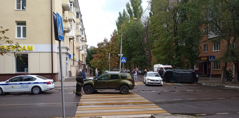 авария Renault Ford Volkswagen