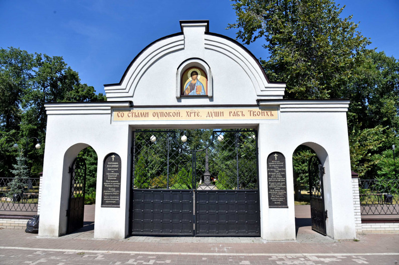 Терновое кладбище Воронеж ворота