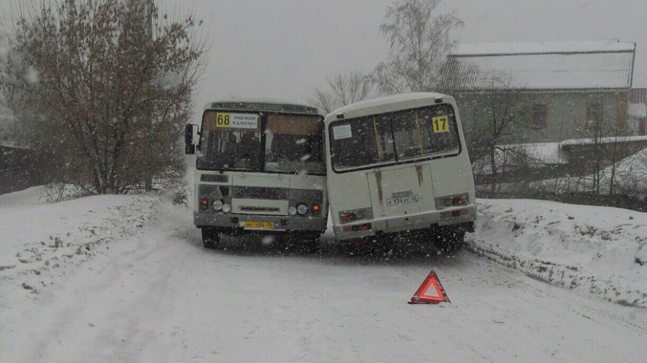 авария 22 мая вольво и автобус